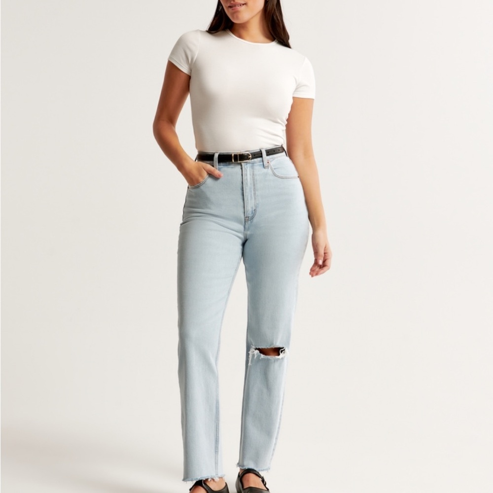 A&F Curve Love The Ankle Straight Ultra High Rise